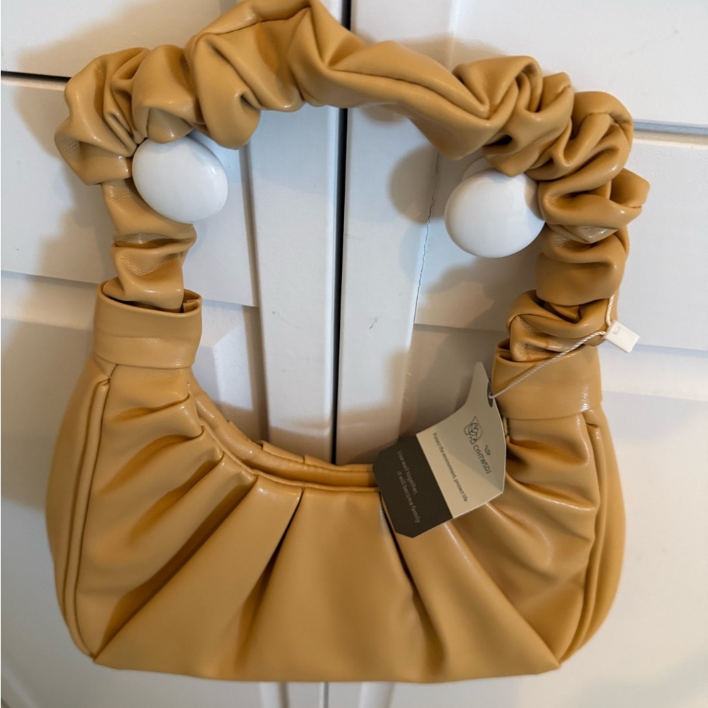 Chic Tan Women's Shoulder Bag